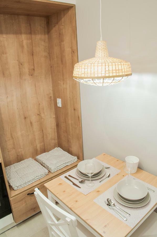 Brown Sugar | Free Garage | 2 Separate Rooms Cracóvia Exterior foto